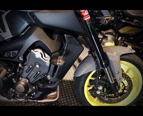 YAMAHA MT-09碳纖維水箱側蓋