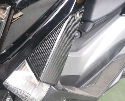 YAMAHA-NMAX 碳纖維方向燈左右側蓋、Carbon Fiber Front Turning Lights Upper Covers for Yamaha NMAX 125/155