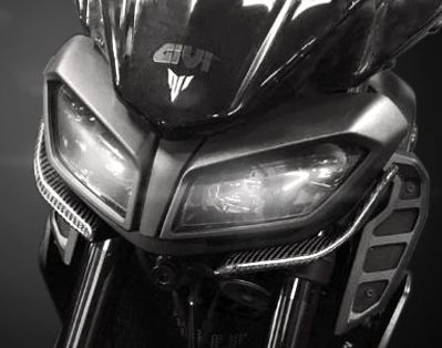 YAMAHA MT-09 碳纖維前下巴飾蓋、Carbon Fiber Headlight Lower Side Covers for Yamaha MT-09 FZ-09 2017-2020、YAMAHA MT-09 2017-2020 カーボン フロントリップ