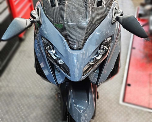 YAMAHA_T-MAX560_2022_碳纖維風鏡下蓋