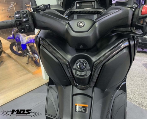 YAMAHA_XMAX_2023_碳纖維Y型飾蓋_實車照