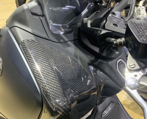 YAMAHA_TMAX560_2022碳纖維置物箱蓋