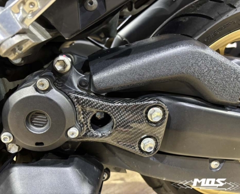 MOS YAMAHA_T-MAX560_2022_碳纖維固定座飾蓋_實車照