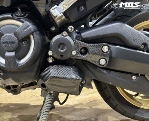 MOS_YAMAHA_TMAX560_2023_碳纖維支架鎖飾